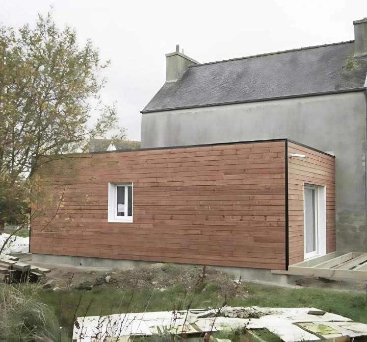 Menuiseries intérieures et extérieures sur mesure.