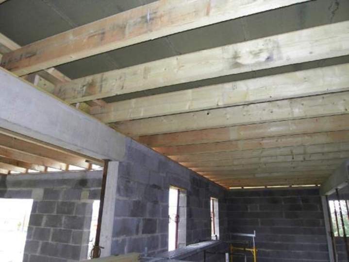 Travaux de menuiserie Plouzévédé 